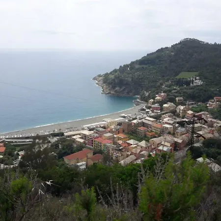 Casa Vacanza Angela Bonassola
