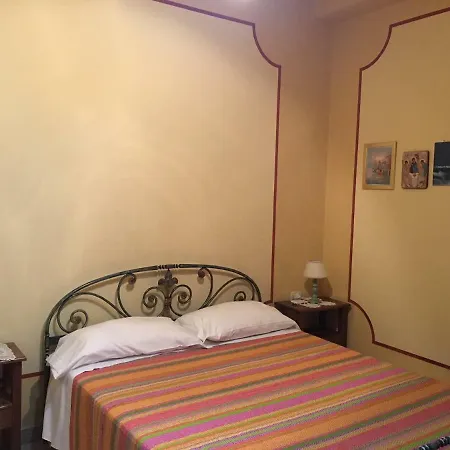 Casa Vacanza Angela Tatil Evi