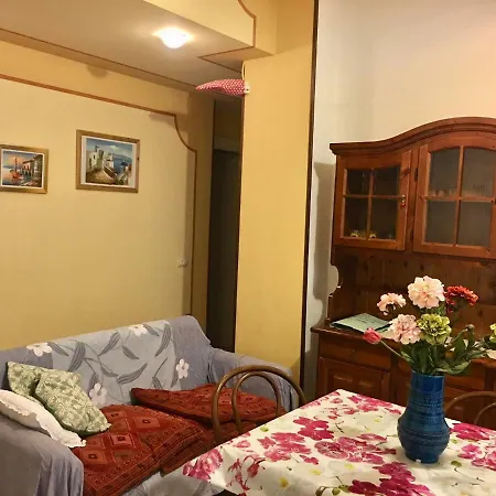 Holiday home Casa Vacanza Angela Bonassola